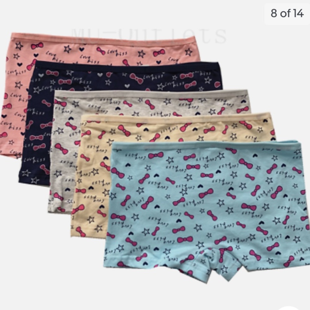 🆕 Set of 4 pairs of cute bow boyshorts panties